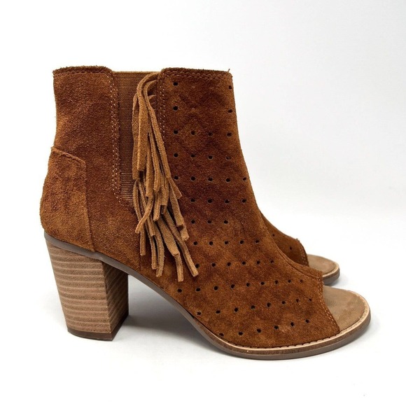 TOMS Suede Booties Cinnamon Brown Peep Toe Majorca Perforated Fringe Women’s 7 - Picture 2 of 12